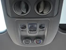 Peugeot E-Traveller 75 kwh Long thumbnail 21