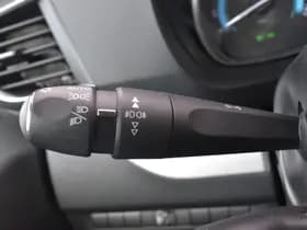 Peugeot E-Traveller 75 kwh Long thumbnail 6