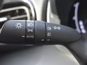 Toyota Yaris 1.5 Hybrid 115 First Edition Limited Automaat 116pk thumbnail 16