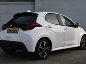 Toyota Yaris 1.5 Hybrid 115 First Edition Limited Automaat 116pk thumbnail 4