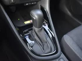 Toyota Yaris 1.5 Hybrid 115 First Edition Limited Automaat 116pk thumbnail 10