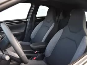 Toyota Aygo X 1.0 VVT-i MT Play 72 pk thumbnail 2