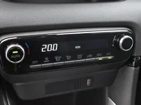 Toyota Yaris 1.5 Hybrid Dynamic Automaat 116pk thumbnail 16