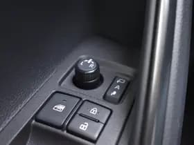 Toyota Corolla Cross Hybrid 140 Dynamic Automaat 140pk thumbnail 17