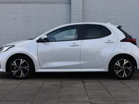 Toyota Yaris 1.5 Hybrid 115 First Edition Limited Automaat 116pk thumbnail 5