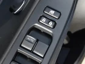 Toyota Yaris 1.5 Hybrid Dynamic Automaat 100pk thumbnail 2