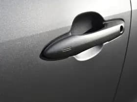 Toyota Yaris Cross 1.5 Hybrid 115 Dynamic Automaat 116pk thumbnail 13