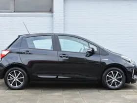 Toyota Yaris 1.5 Hybrid Dynamic Limited Automaat 100pk thumbnail 5