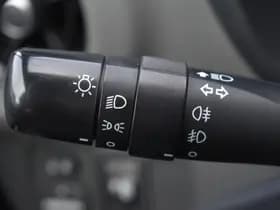 Toyota Yaris 1.5 Hybrid Dynamic Limited Automaat 100pk thumbnail 6