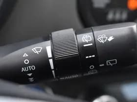 Toyota Yaris 1.5 Hybrid Dynamic Limited Automaat 100pk thumbnail 8