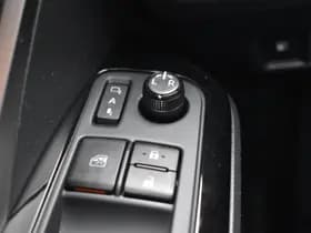 Toyota C-HR 1.8 Hybrid Executive Ultimate Automaat 122pk thumbnail 16