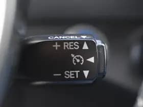 Toyota Yaris 1.5 Hybrid Dynamic Automaat 100Pk thumbnail 4