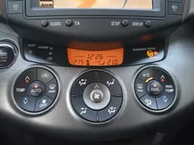 Toyota RAV4 2.0 VVTi Executive Business Automaat 158Pk thumbnail 21