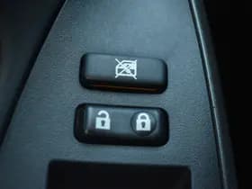 Toyota RAV4 2.0 VVTi Executive Business Automaat 158Pk thumbnail 8