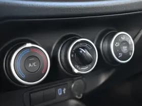 Toyota Aygo X 1.0 VVT-i MT Play Handgeschakeld 72pk thumbnail 13