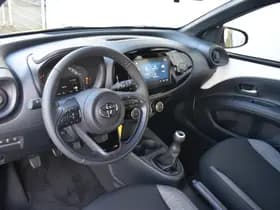 Toyota Aygo X 1.0 VVT-i MT Play Handgeschakeld 72pk thumbnail 3