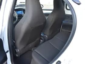 Toyota Aygo X 1.0 VVT-i MT Play Handgeschakeld 72pk thumbnail 4