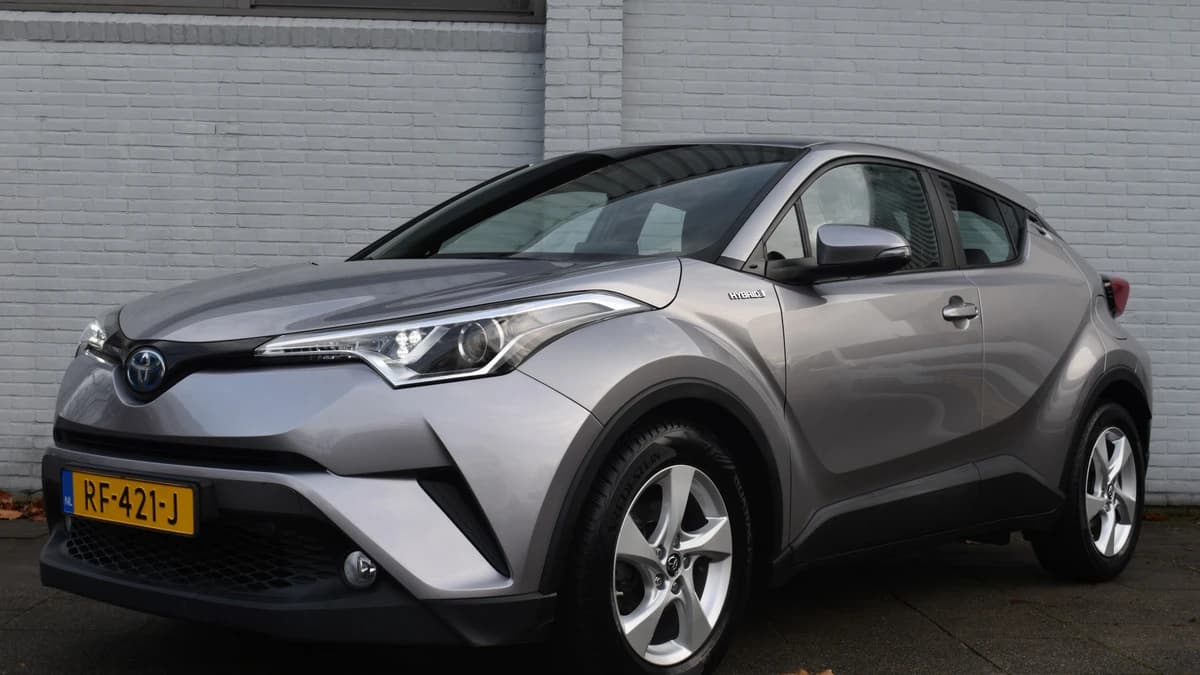 Toyota C-HR 1.8 Hybrid Active Automaat 122pk — foto 1