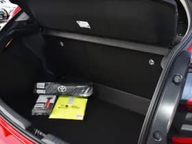 Toyota Yaris 1.5 Hybrid 115 Dynamic Automaat 116pk thumbnail 6