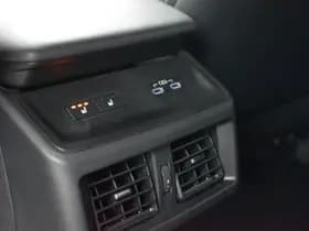 Toyota BZ4X Executive 73 kWh Automaat 224pk thumbnail 18