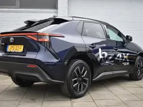Toyota BZ4X Executive 73 kWh Automaat 224pk thumbnail 3