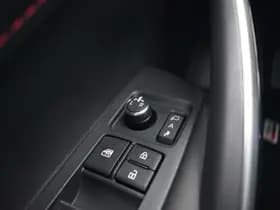 Toyota Corolla Hybrid 180 GR Sport Automaat 178pk thumbnail 11