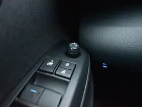 Toyota Yaris Cross 1.5 Hybrid Dynamic Automaat 116pk thumbnail 11