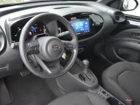 Toyota Aygo X Hybrid 115 play Automaat 116pk thumbnail 6