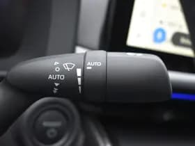 Toyota C-HR 2.0 Plug-in Hybrid 220 Executive Automaat 223pk thumbnail 14