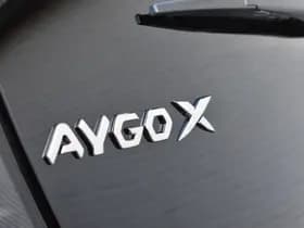 Toyota Aygo X Hybrid 115 pulse Automaat 116pk thumbnail 4