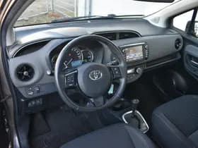 Toyota Yaris 1.5 Hybrid Design Sport Limited Automaat 100pk thumbnail 4