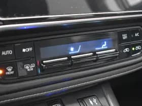 Toyota Auris 1.8 Hybrid Trend Automaat 136pk thumbnail 17