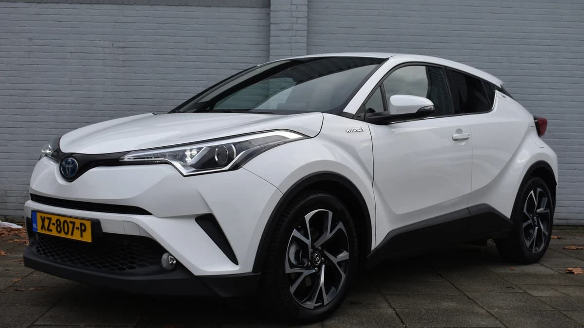 Toyota C-HR 1.8 Hybrid Dynamic Automaat 122pk — foto 1