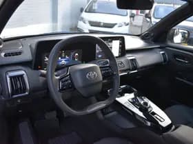 Toyota Urban Cruiser Executive 61 kWh Automaat 174pk thumbnail 20