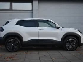 Toyota Urban Cruiser Executive 61 kWh Automaat 174pk thumbnail 7