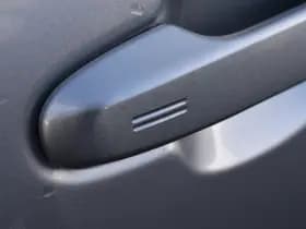 Toyota C-HR 5-deurs 1.8 Hybrid Dynamic Automaat 122pk thumbnail 4