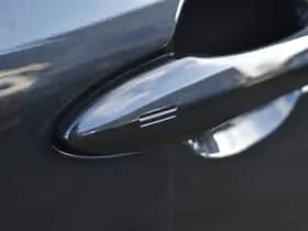 Toyota Yaris Cross Hybrid 115 Dynamic Automaat 116pk CVT thumbnail 2