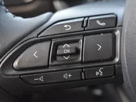 Toyota Yaris Cross Hybrid 115 Dynamic Automaat 116pk CVT thumbnail 12