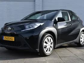 Toyota Aygo X 1.0 VVT-i MT Play