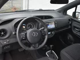 Toyota Yaris 1.5 Hybrid Bi-Tone Automaat 100pk thumbnail 4