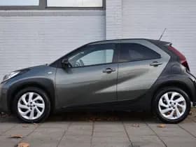 Toyota Aygo X 1.0 VVT-i S-CVT First Limited Automaat 72pk thumbnail 3