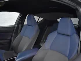 Toyota C-HR 1.8 Hybrid Bi-Tone Automaat 122pk thumbnail 6