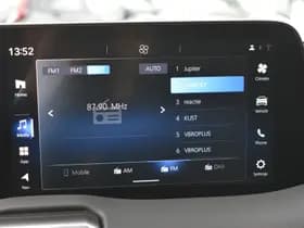 Toyota Urban Cruiser Dynamic 61 kWh Automaat 174pk thumbnail 18