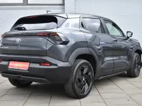 Toyota Urban Cruiser Dynamic 61 kWh Automaat 174pk thumbnail 5