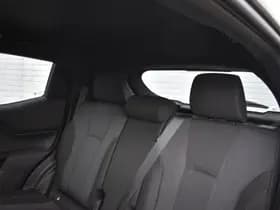 Toyota Urban Cruiser Dynamic 61 kWh Automaat 174pk thumbnail 9