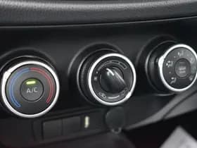 Toyota Aygo X 1.0 VVT-i S-CVT Play Automaat 72pk thumbnail 16