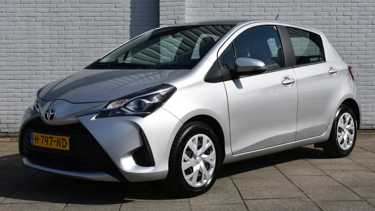 Toyota Yaris — foto 1