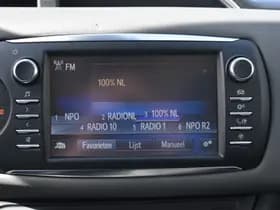 Toyota Yaris thumbnail 16