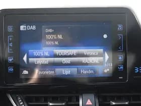 Toyota C-HR thumbnail 17