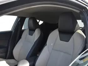 Toyota C-HR thumbnail 15